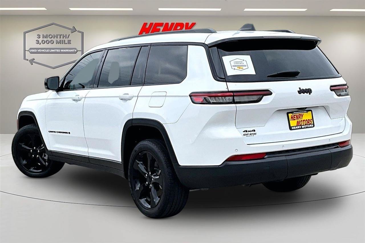 Used 2024 Jeep Grand Cherokee L Laredo AWD/4WD image 4