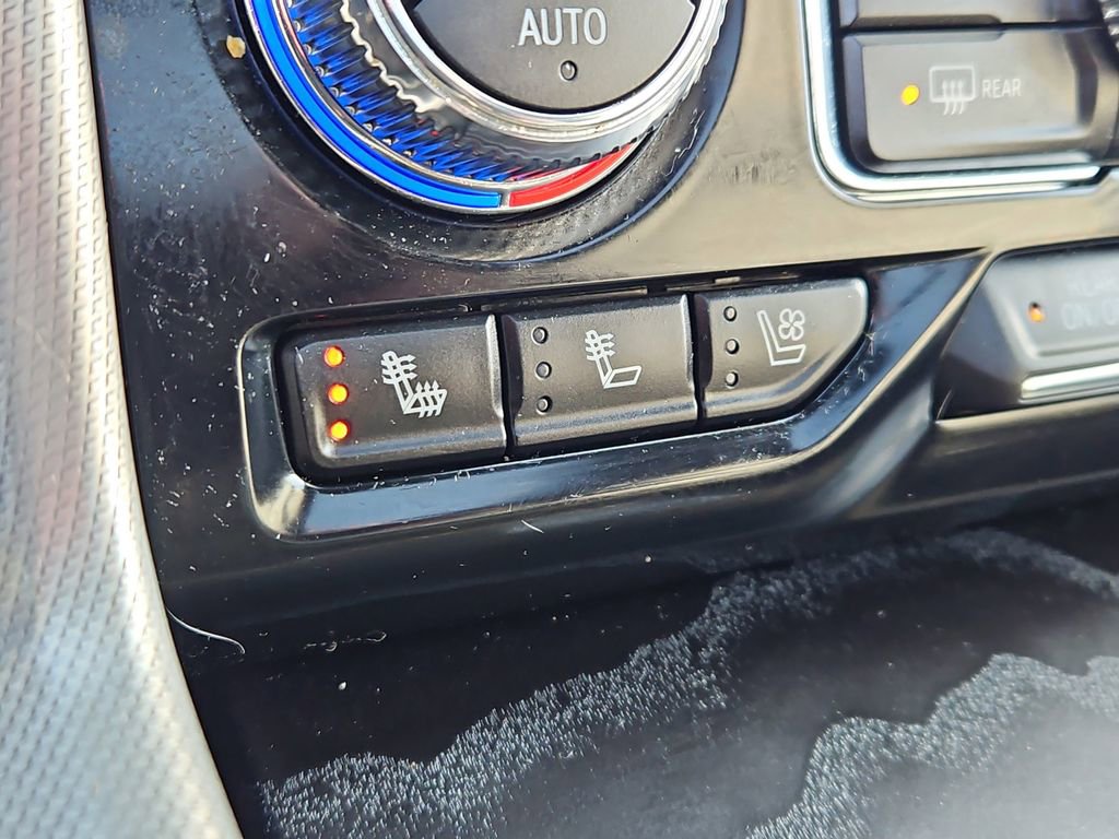 Used 2024 GMC Yukon Denali w/ Max Trailering Package image 22