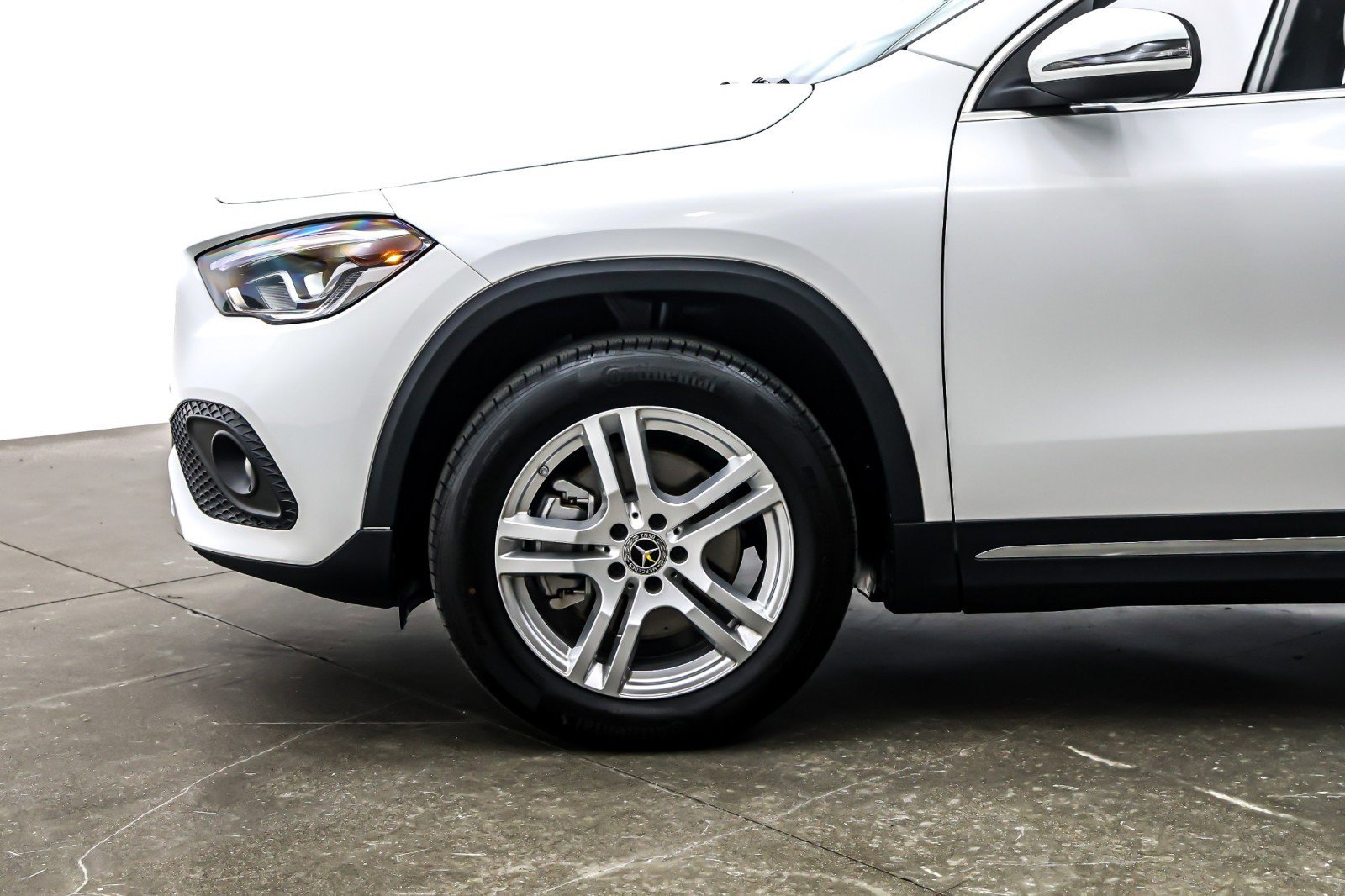 Certified 2023 Mercedes-Benz GLA 250 4MATIC w/ Premium Package image 10