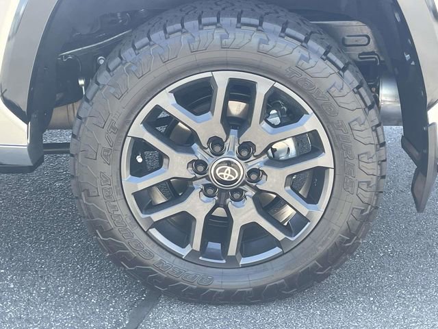 Used 2026 Toyota Sequoia Platinum image 7