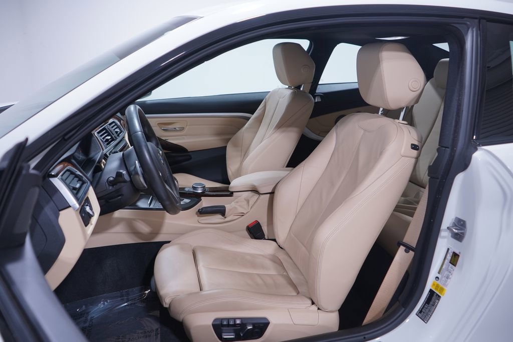 Used 2020 BMW 440i Coupe w/ M Sport Package image 7