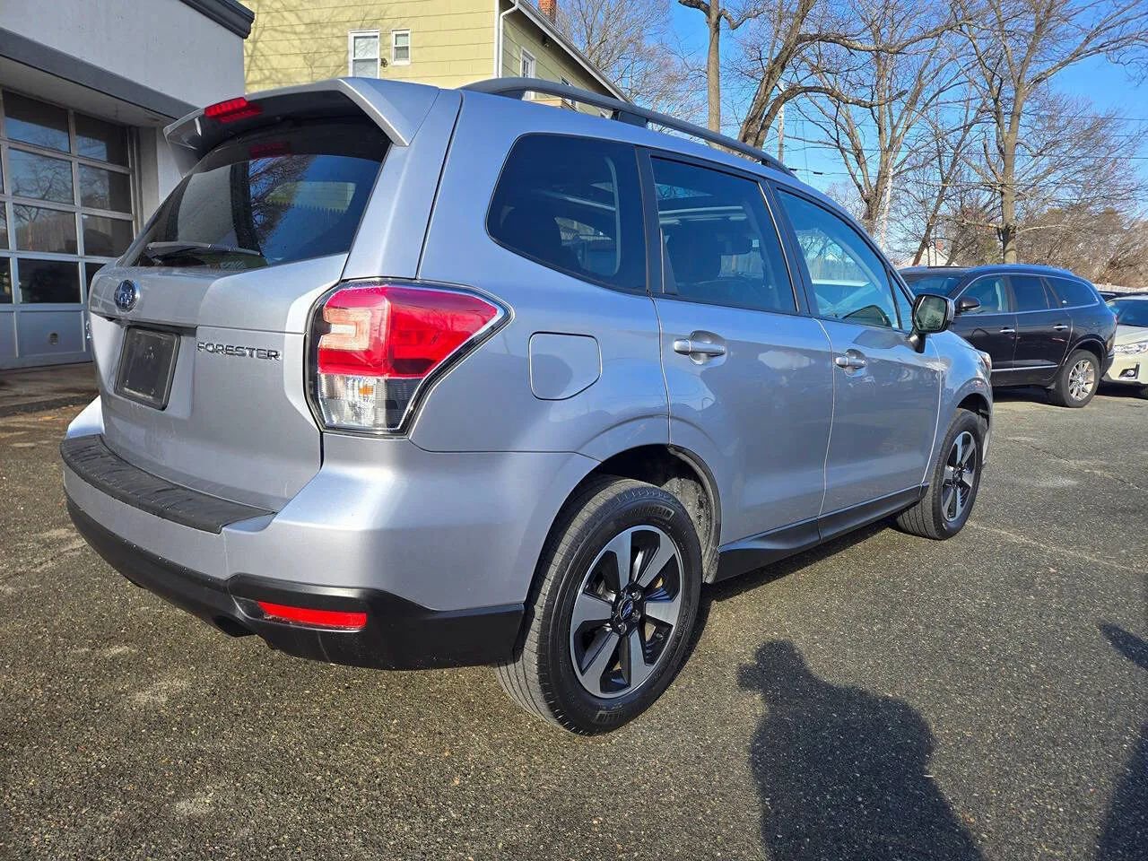 Used 2018 Subaru Forester 2.5i Premium w/ All-Weather Package image 35