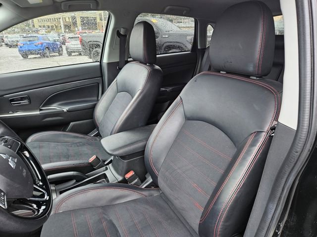 Used 2024 Mitsubishi Outlander Sport SE image 6
