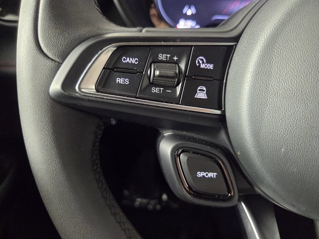 Used 2025 Dodge Hornet GT AWD/4WD image 17