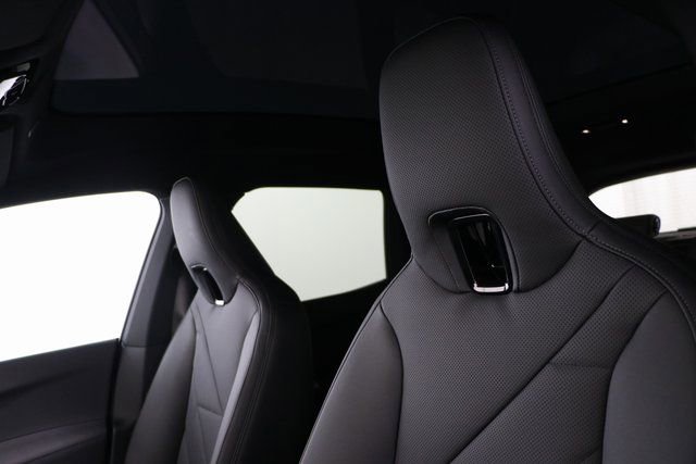 Used 2025 BMW iX xDrive50 image 11