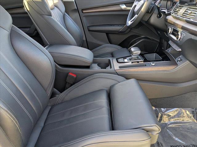 Certified 2023 Audi Q5 2.0T Premium Plus w/ Premium Plus Package AWD/4WD image 17