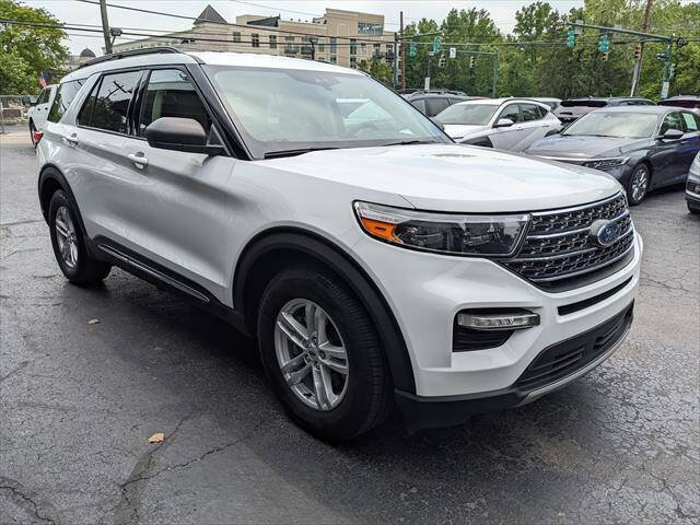 Used 2022 Ford Explorer XLT w/ Equipment Group 202A RWD image 6