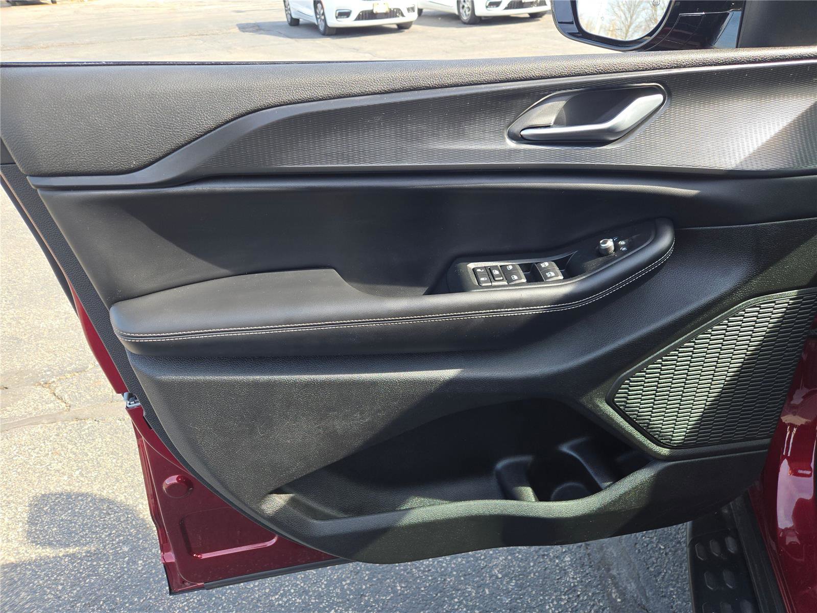 Certified 2024 Jeep Grand Cherokee Altitude image 24