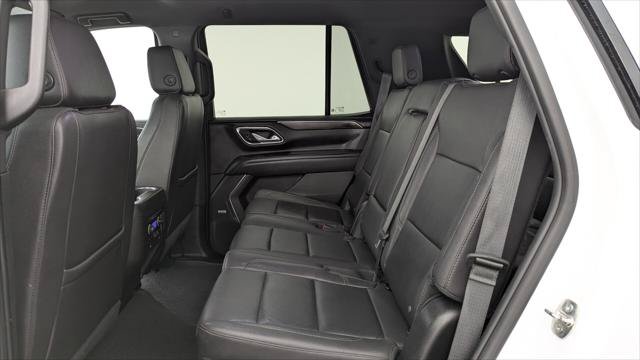 Used 2023 Chevrolet Tahoe LT w/ Luxury Package RWD image 16