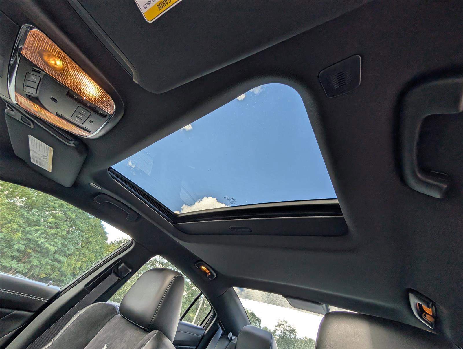 Used 2023 Dodge Charger Scat Pack w/ Dynamics Package image 32