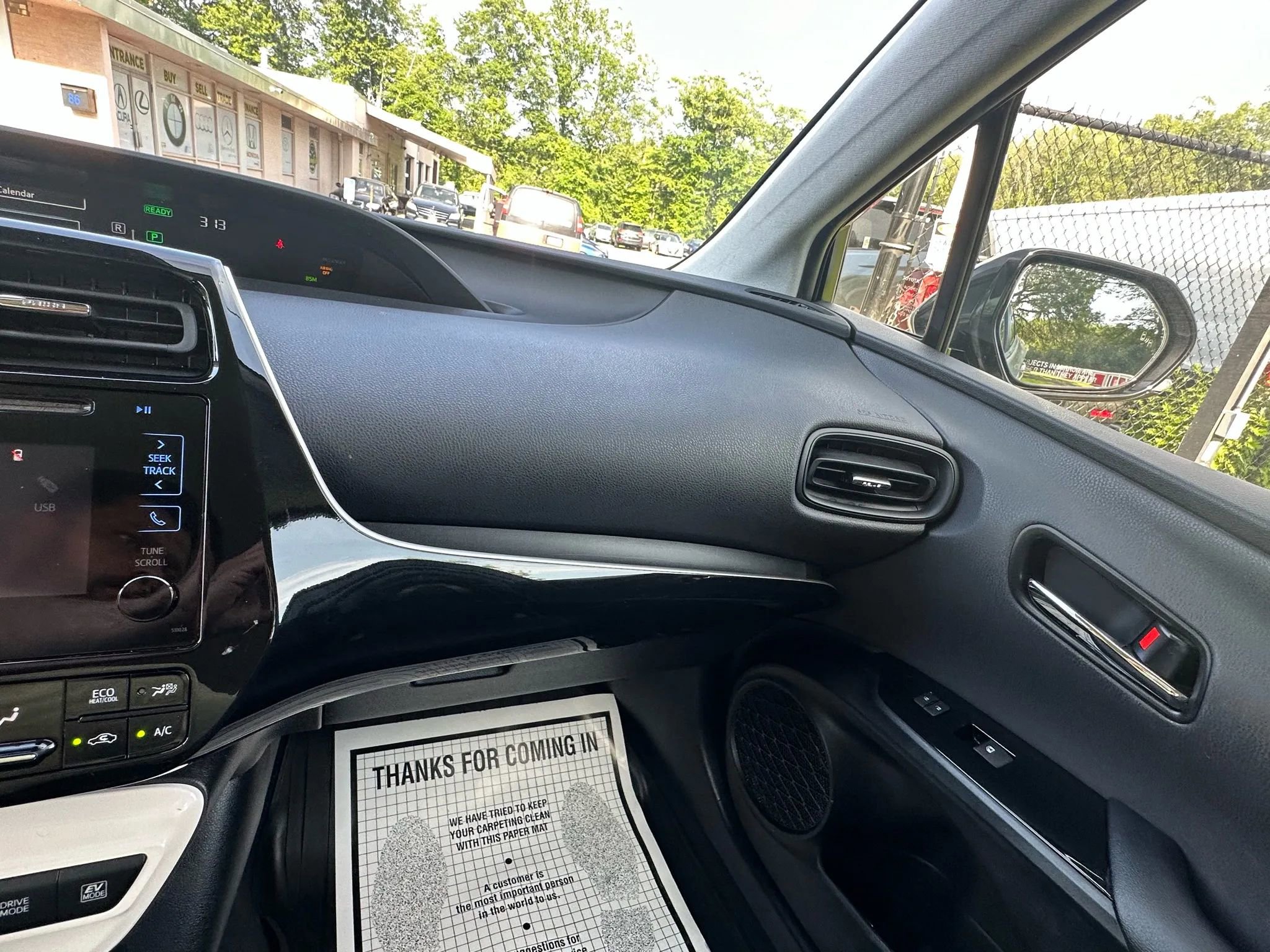 Used 2018 Toyota Prius Three Touring image 11