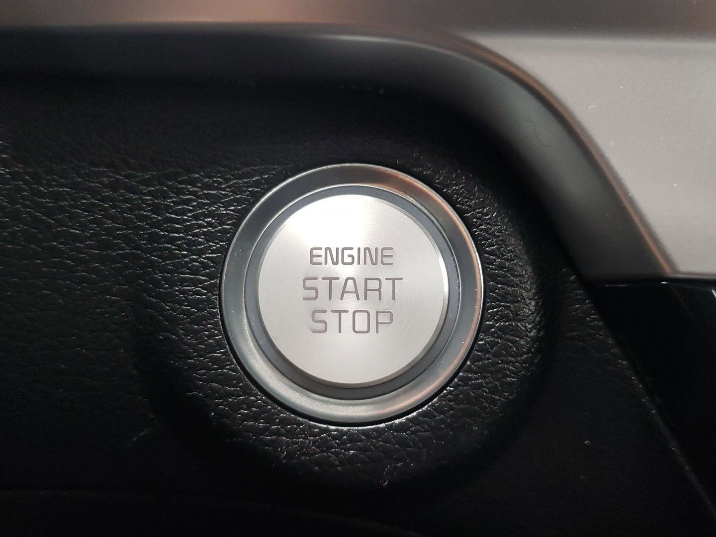 Used 2024 Kia Telluride LX image 28