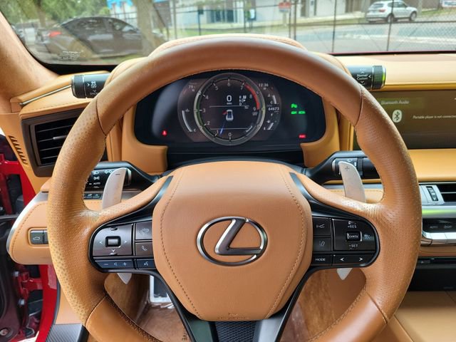 Used 2018 Lexus LC 500 Coupe w/ Performance Package RWD image 17