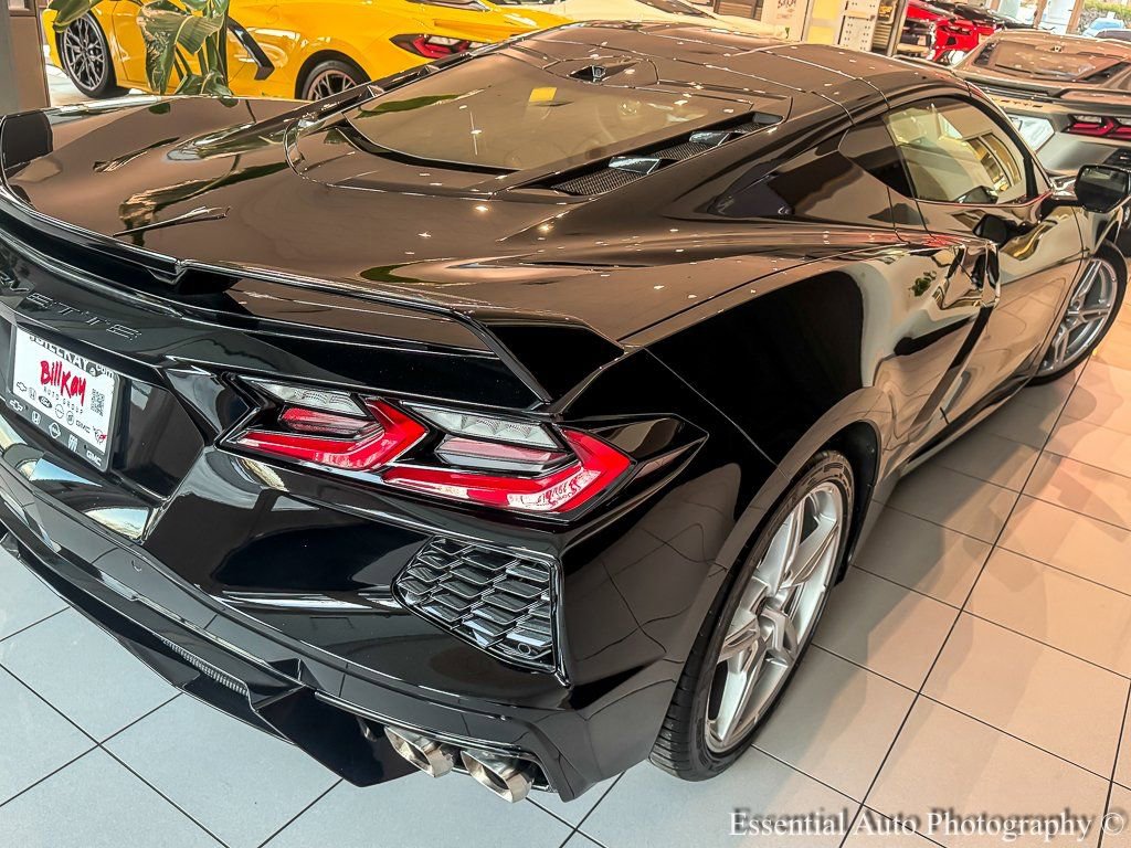 Used 2024 Chevrolet Corvette Stingray Coupe w/ Z51 Performance Package image 10