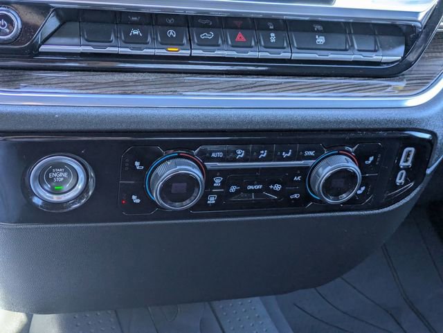 Used 2024 Chevrolet Silverado 1500 LT image 24