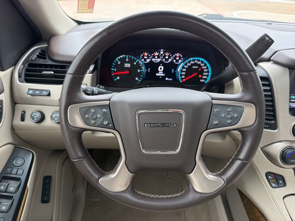 Used 2017 GMC Yukon Denali w/ Open Road Package AWD/4WD image 24