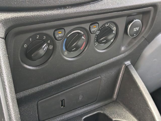 Used 2018 Ford Transit 250 Medium Roof image 22