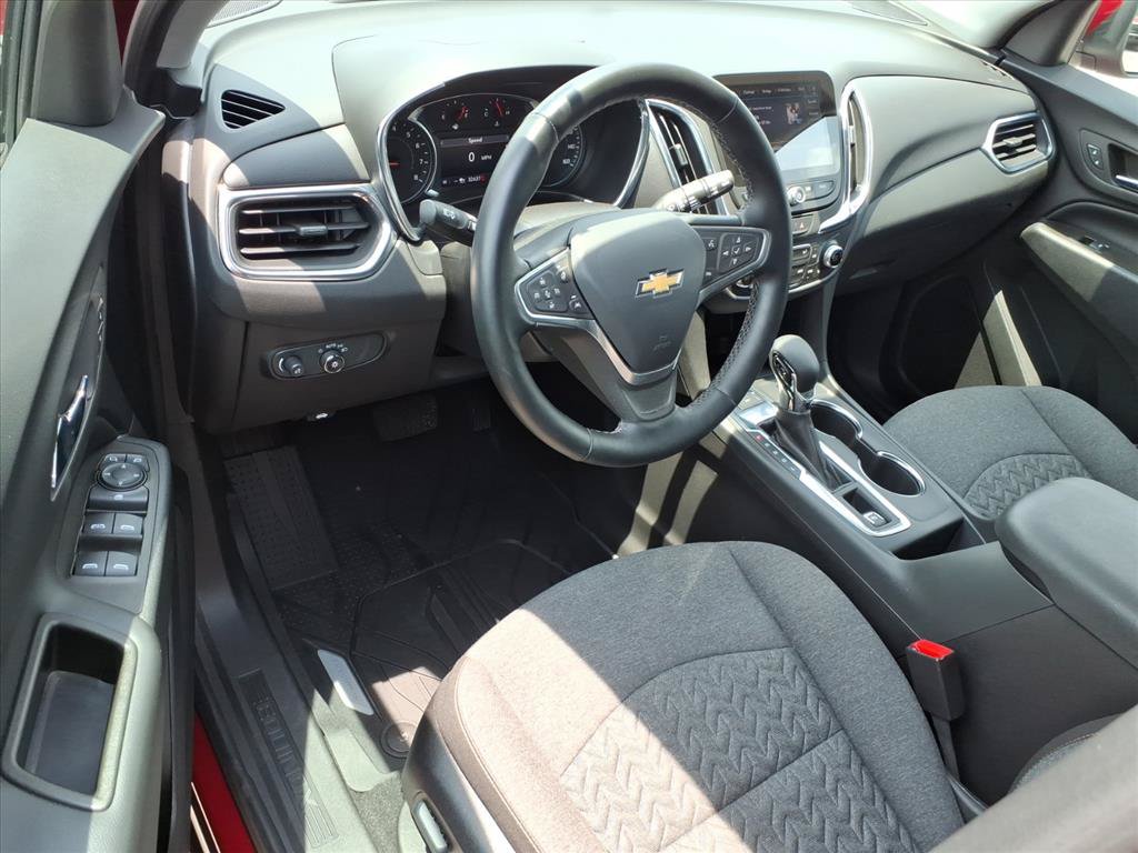 Used 2023 Chevrolet Equinox LT AWD/4WD image 19