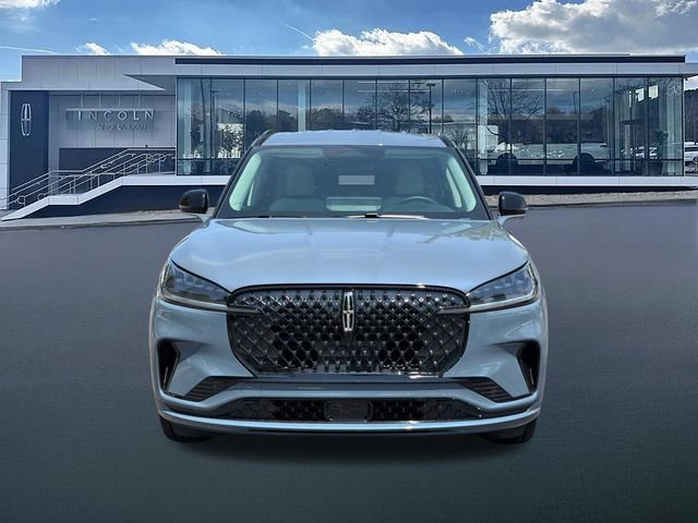 New 2026 Lincoln Aviator 2WD w/ Jet Appearance Package image 2
