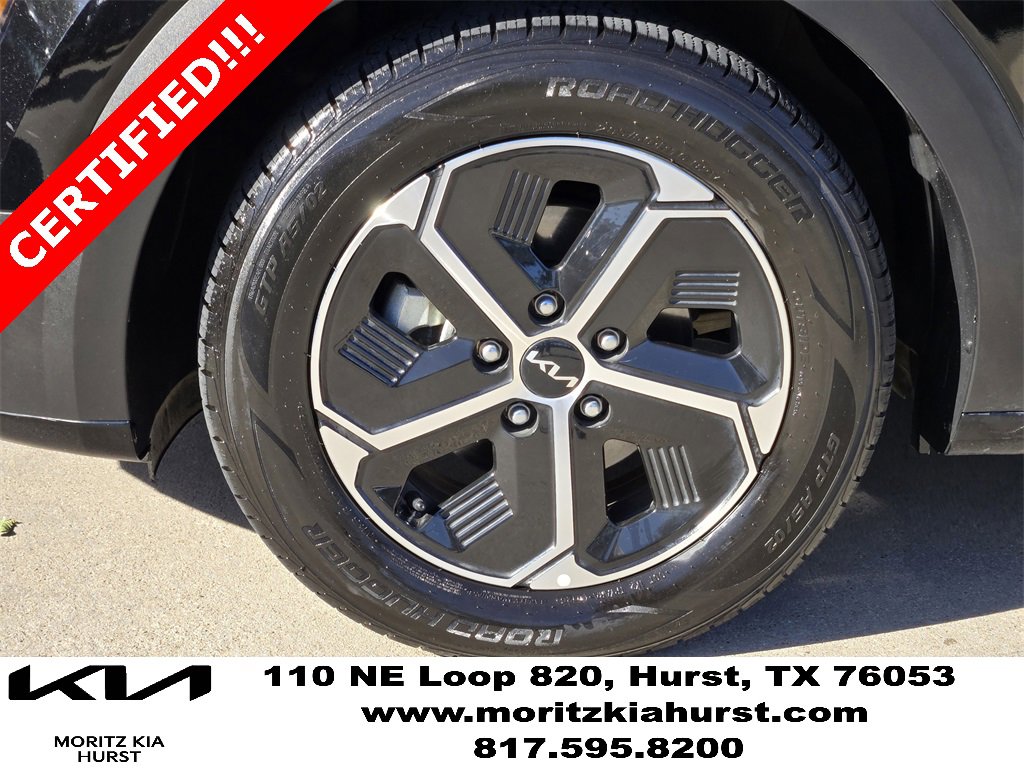 Certified 2024 Kia Niro EX image 15
