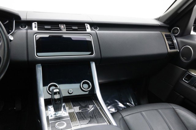 Used 2018 Land Rover Range Rover Sport SE image 14