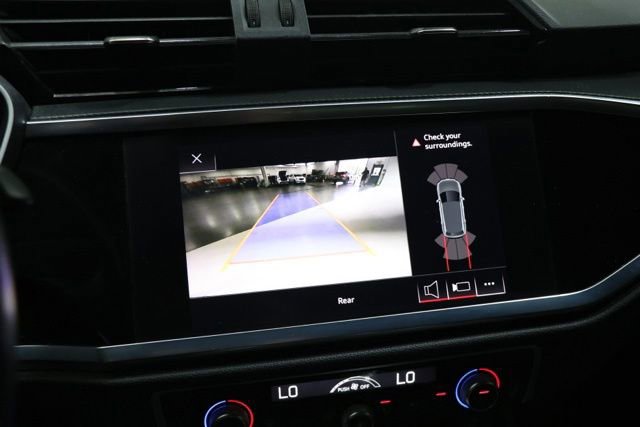 Used 2020 Audi Q3 2.0T Premium AWD/4WD image 25