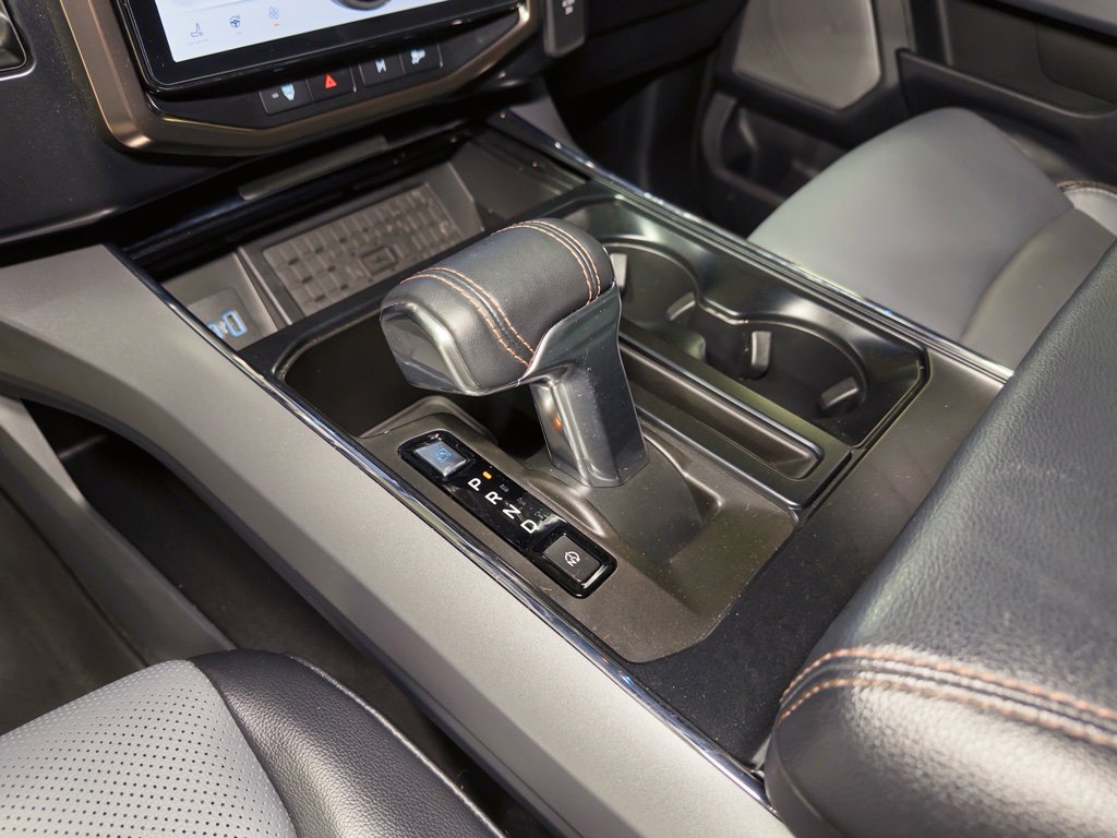 Used 2023 Ford F150 Lightning Lariat image 19