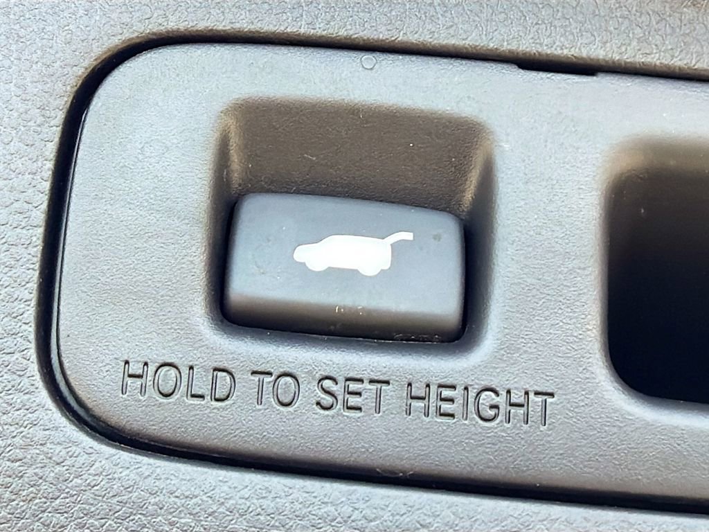 Used 2023 Honda CR-V EX-L image 13
