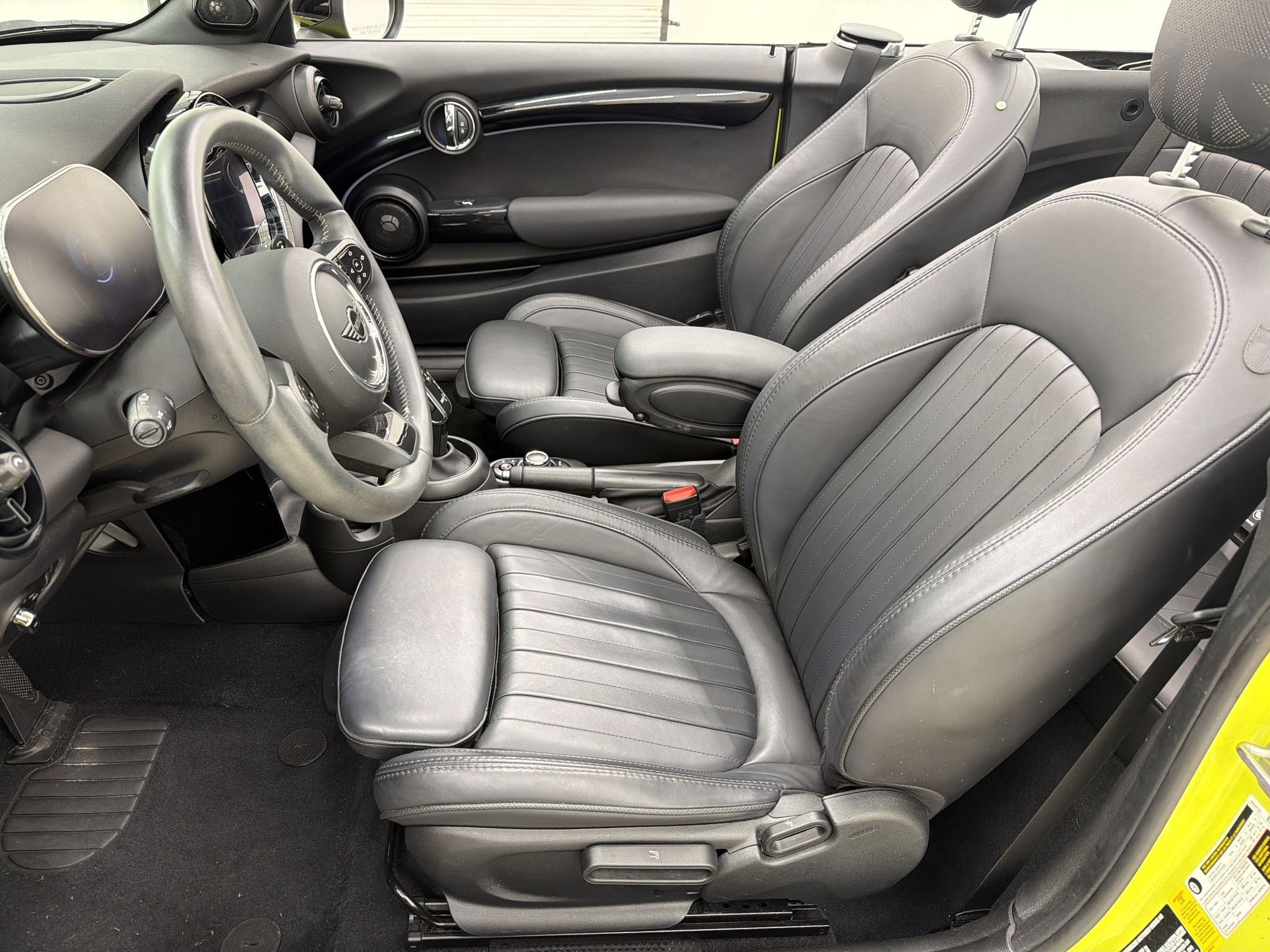 Used 2023 MINI Cooper S FWD image 5