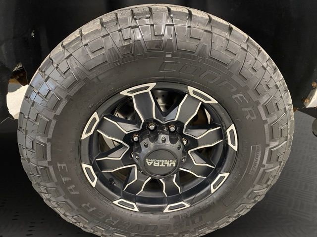 Used 2009 Chevrolet Silverado 2500 LTZ w/ Safety Package AWD/4WD image 30