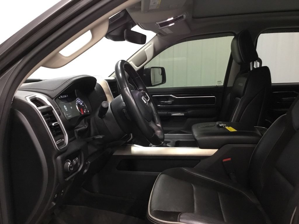 Used 2022 RAM 1500 Laramie AWD/4WD image 7