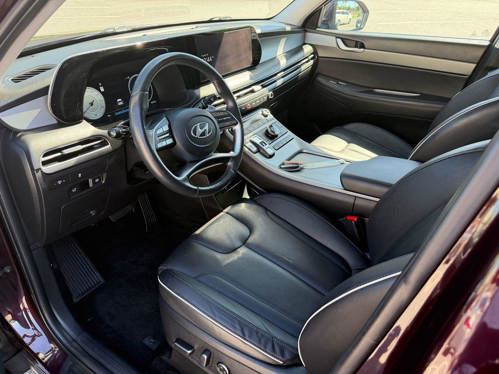 Used 2024 Hyundai Palisade SEL image 3