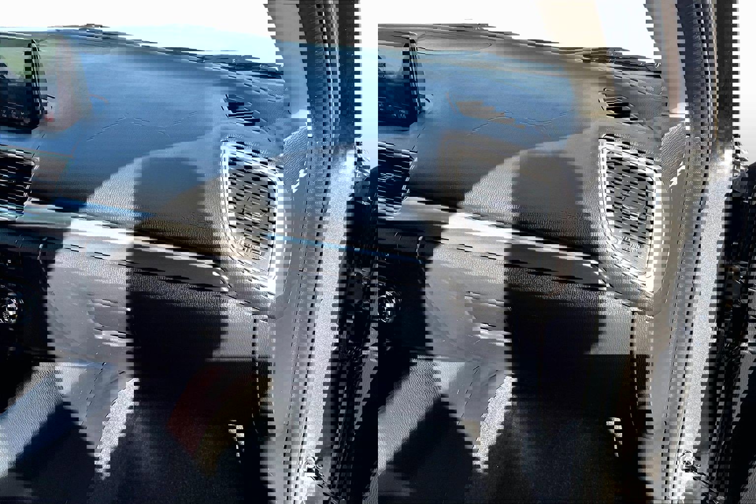 Used 2017 MAZDA MAZDA3 Touring w/ Popular Equipment Package image 14