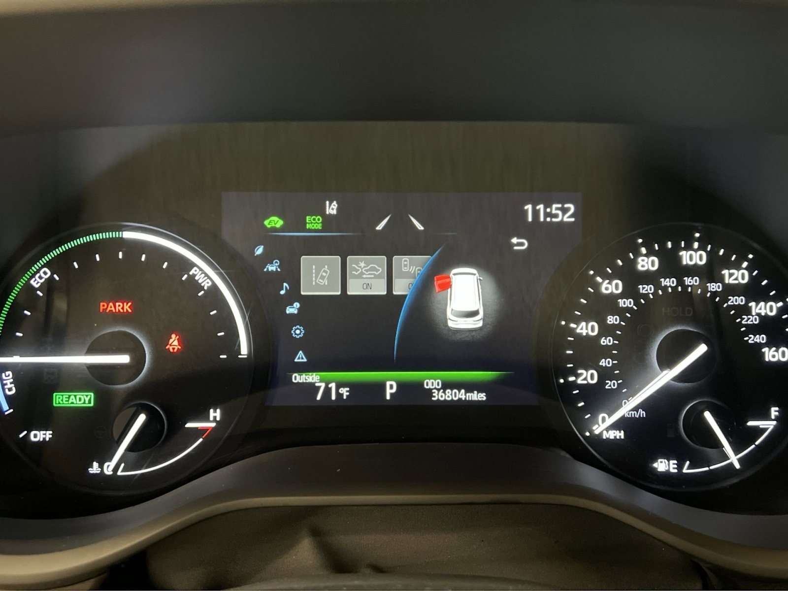 Used 2025 Toyota Sienna XLE image 15