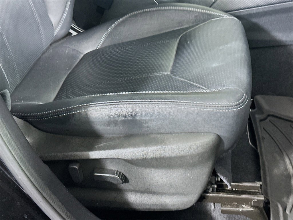 Used 2022 Subaru Forester Touring w/ Popular Package #2 image 23