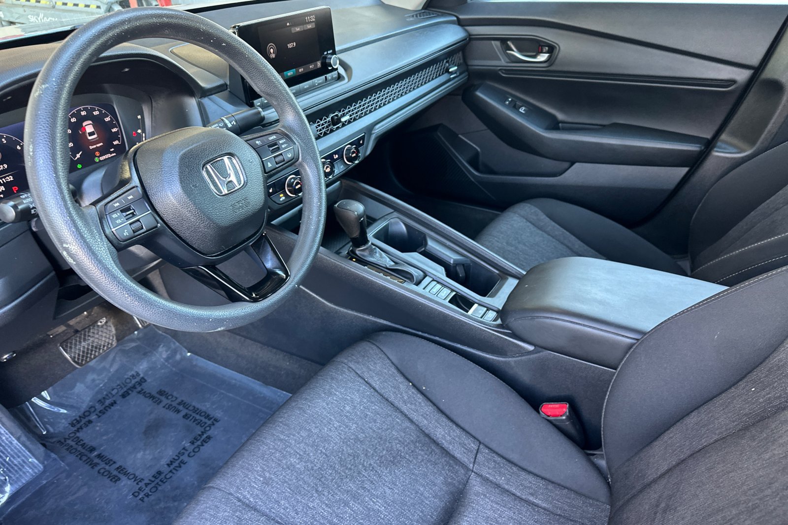 Used 2025 Honda Accord SE image 9