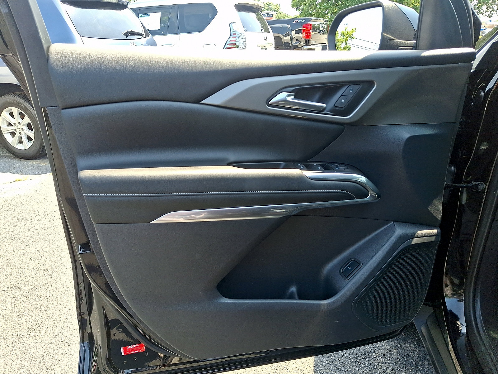 Used 2024 Chevrolet Traverse LS w/ LPO, Floor Liner Package AWD/4WD image 13
