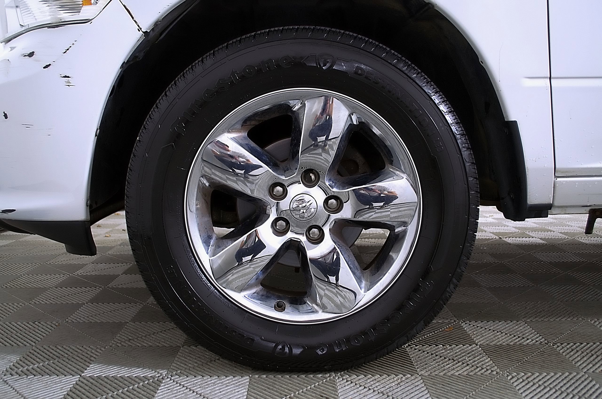 Used 2018 RAM 1500 Express w/ Express Value Package AWD/4WD image 15