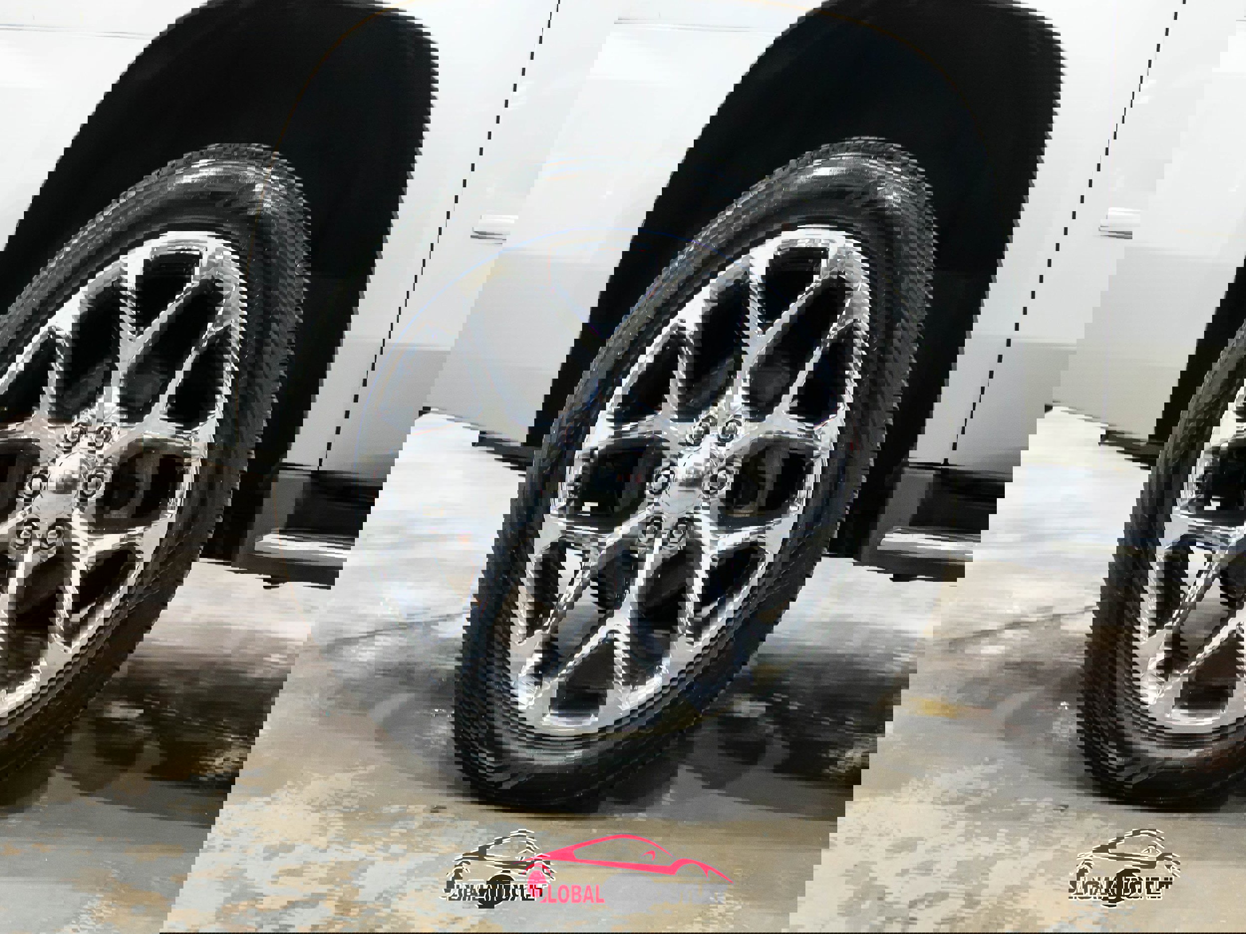 Used 2017 Chevrolet Suburban Premier image 11