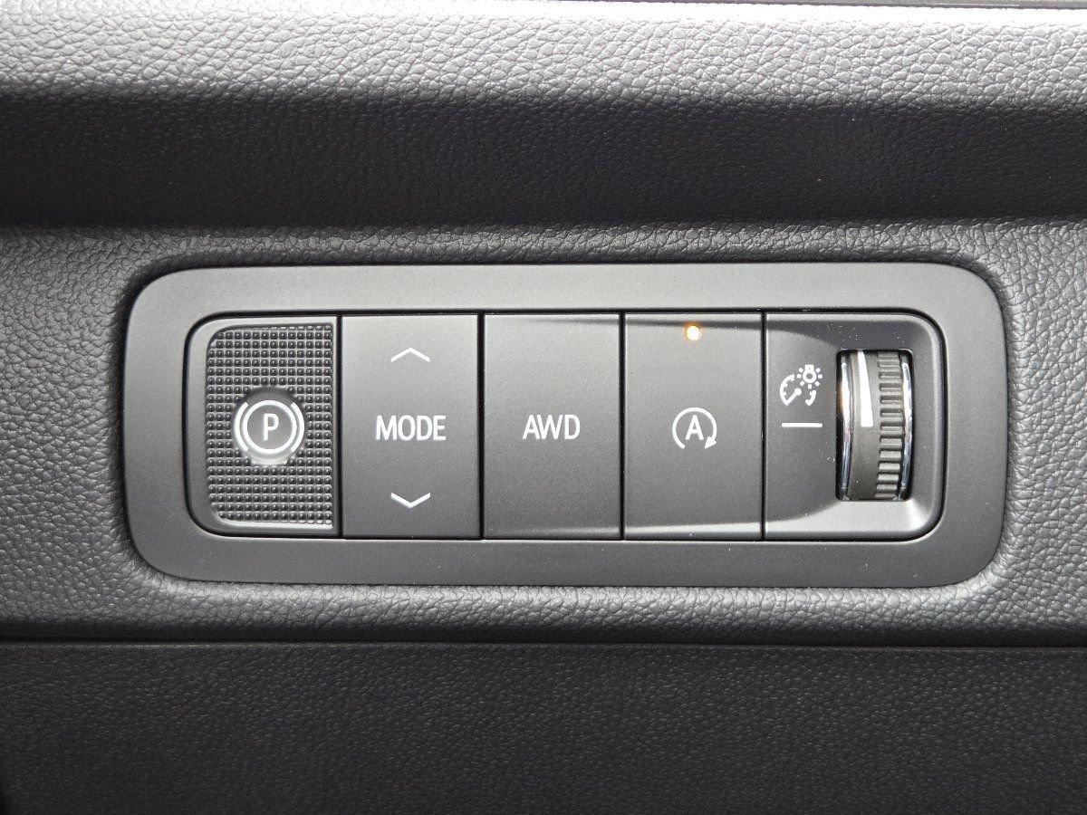 New 2027 Chevrolet Traverse LT w/ Sun and Wheel Package AWD/4WD image 37