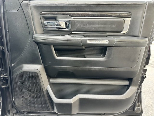 Used 2016 RAM 3500 Laramie Longhorn image 28