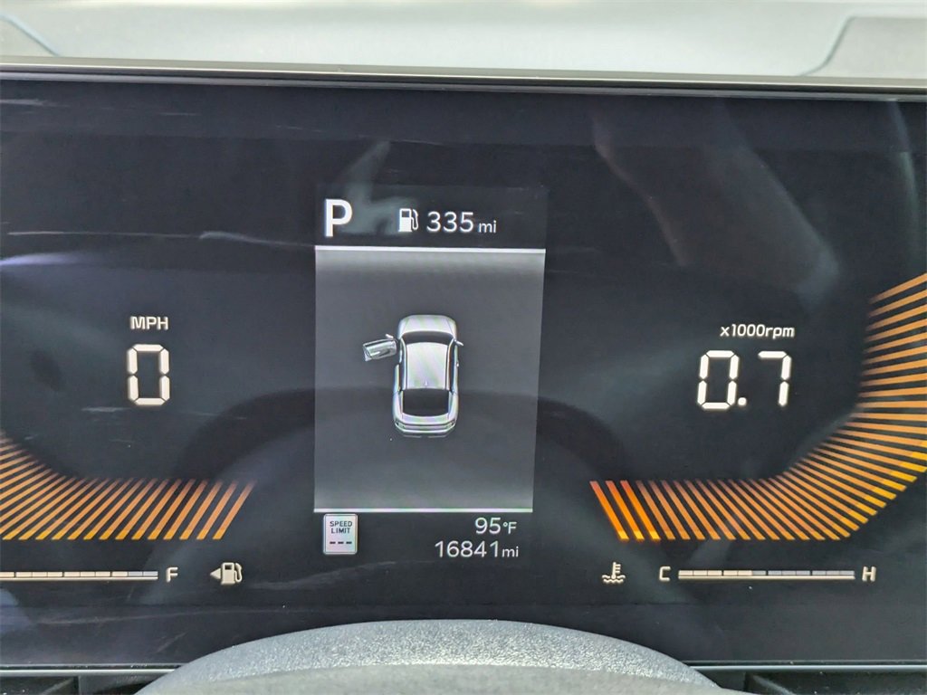 Used 2025 Kia K4 LXS image 16