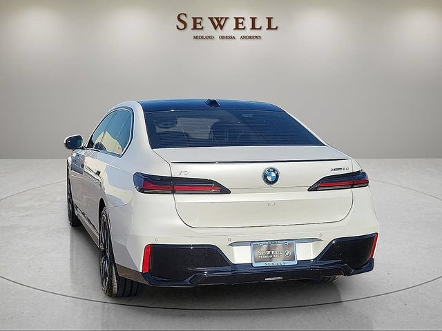 New 2026 BMW i7 xDrive60 w/ Executive Package AWD/4WD image 3