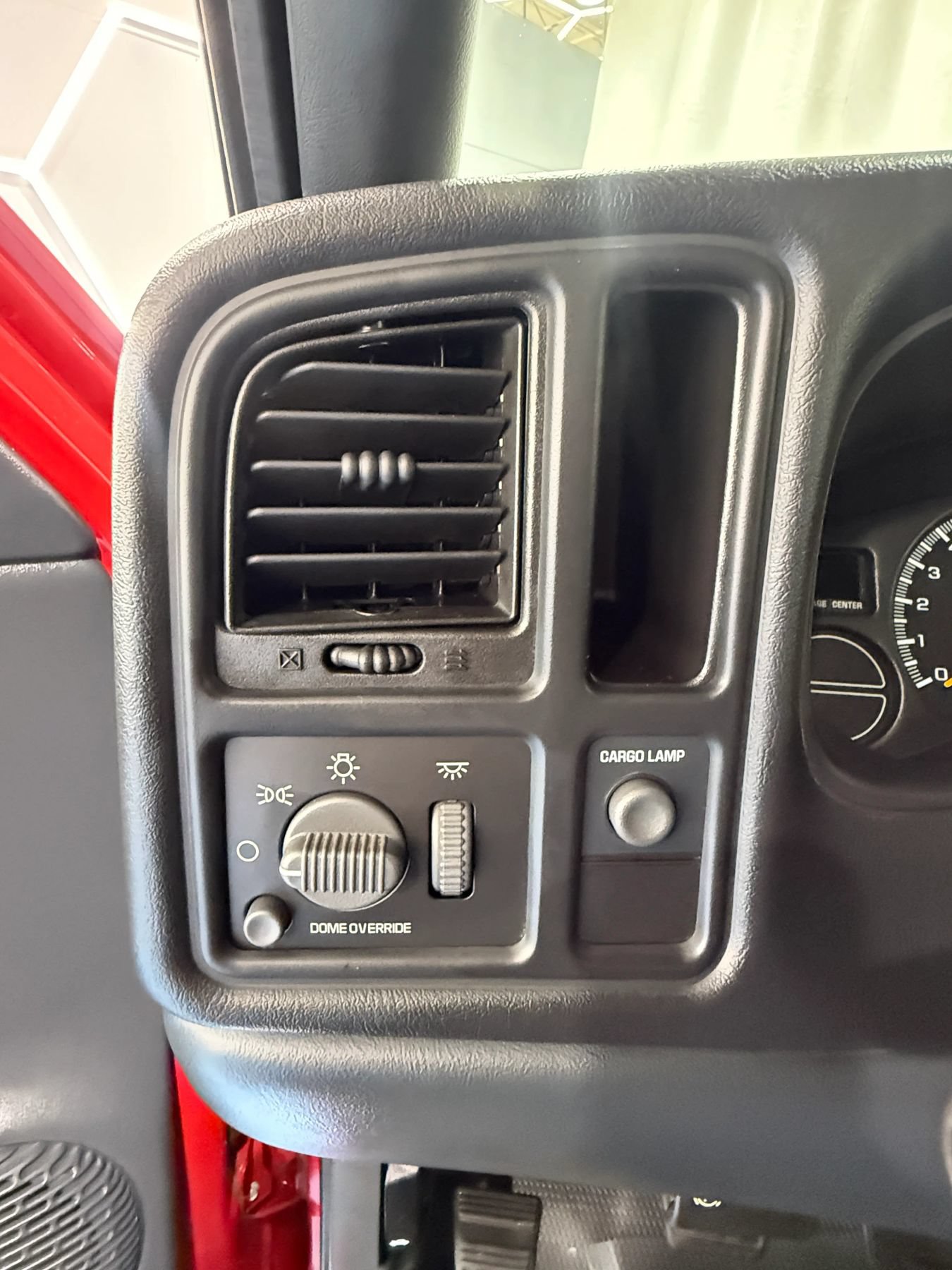 Used 1999 Chevrolet Silverado 2500 2WD Extended Cab w/ Exterior Appearance Pkg image 35