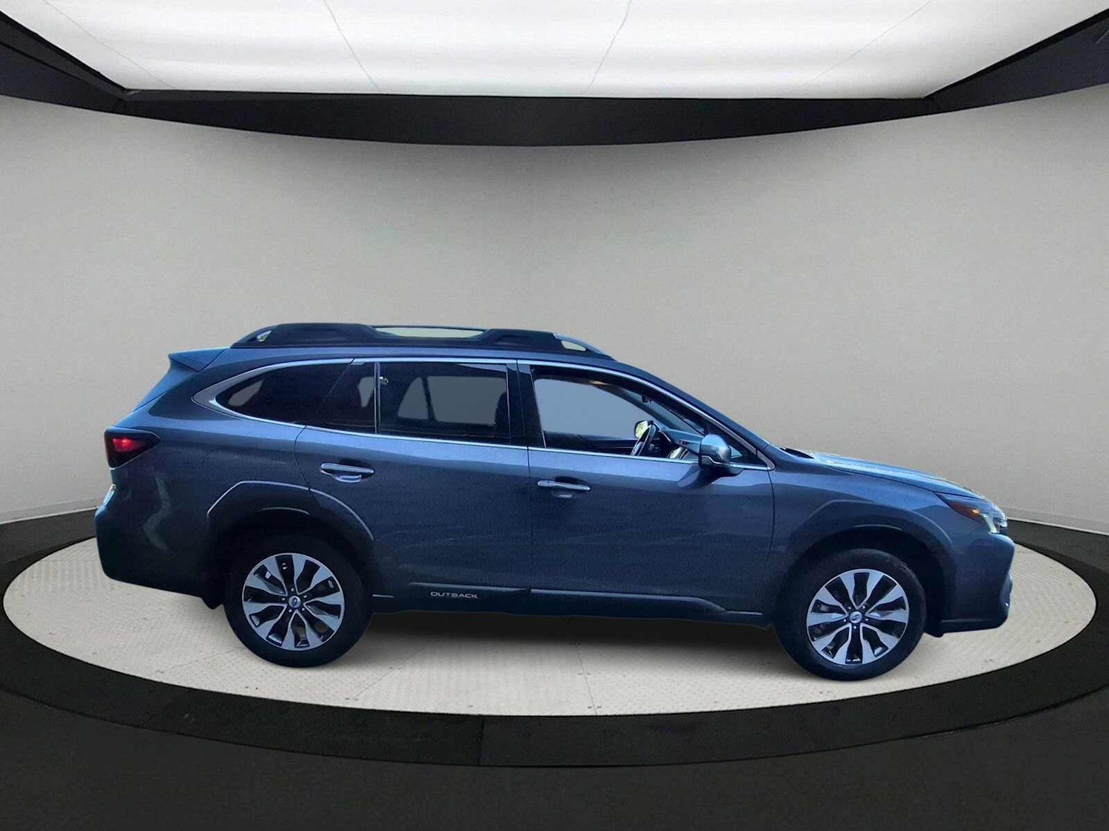 Certified 2023 Subaru Outback Touring XT AWD/4WD image 9