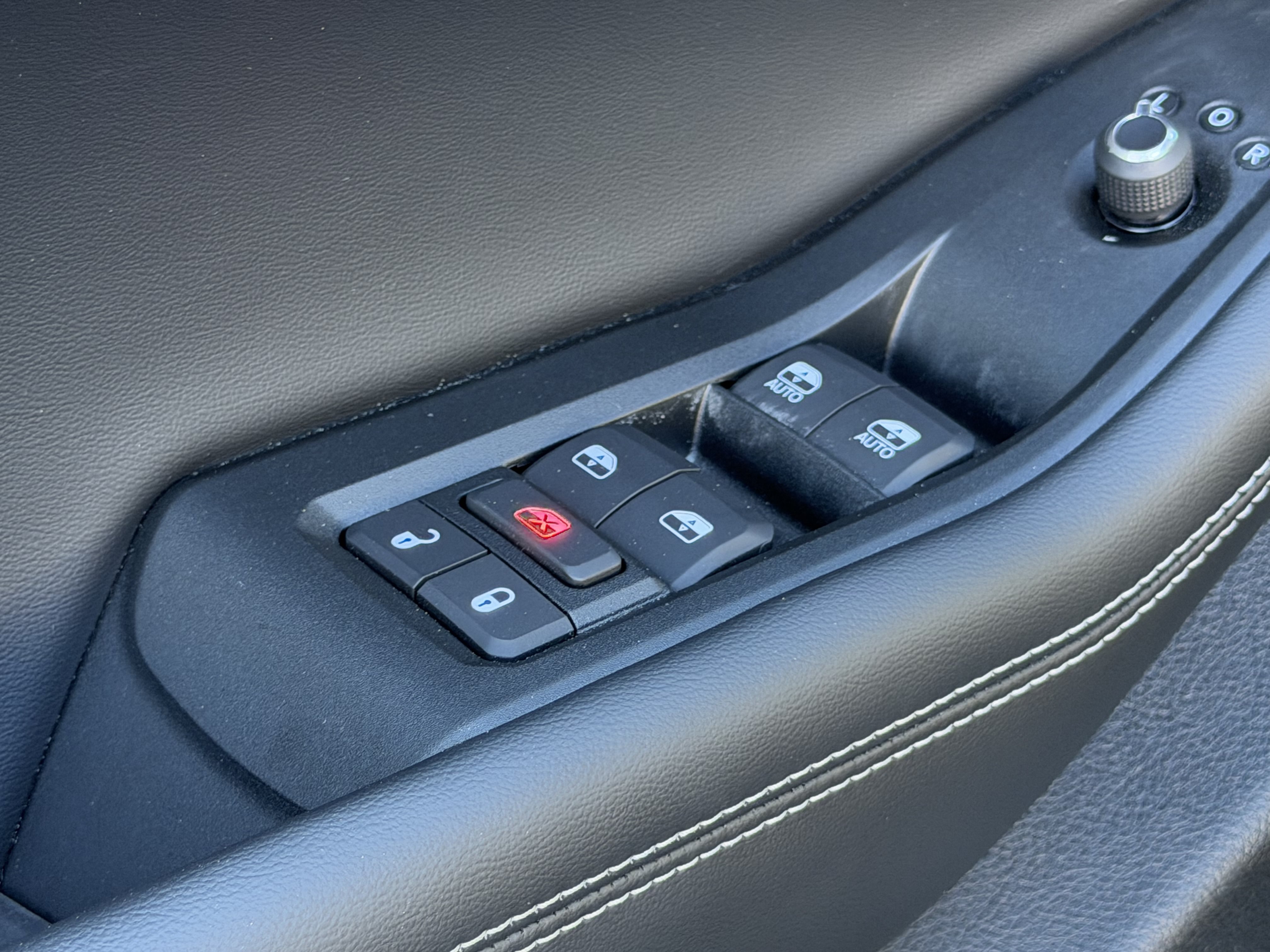 New 2026 Jeep Grand Cherokee Altitude RWD image 20