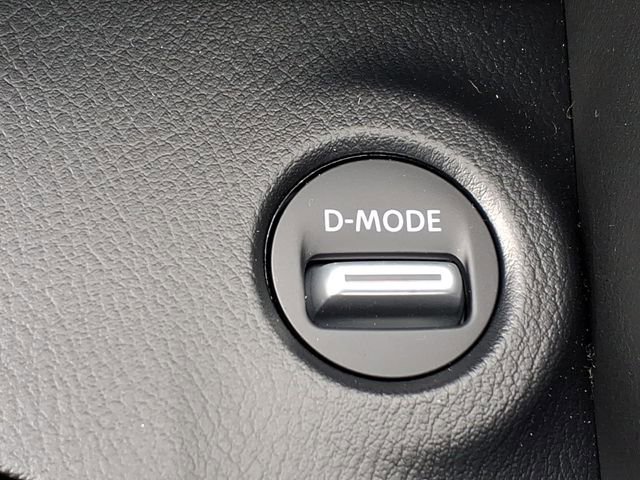 Used 2023 Nissan Z w/ Floor Mat Package (L93) RWD image 34
