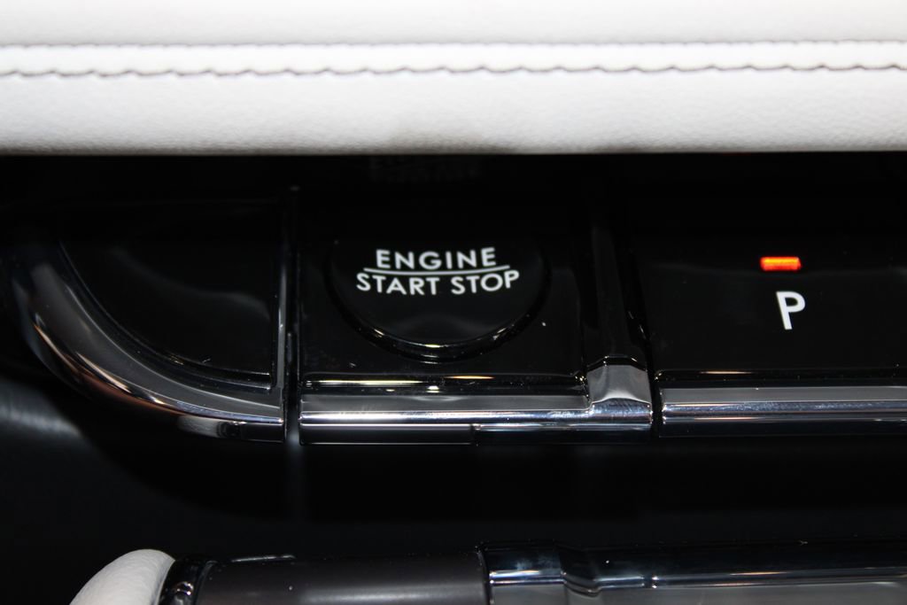 New 2025 Lincoln Aviator 2WD w/ Equipment Group 101A image 47