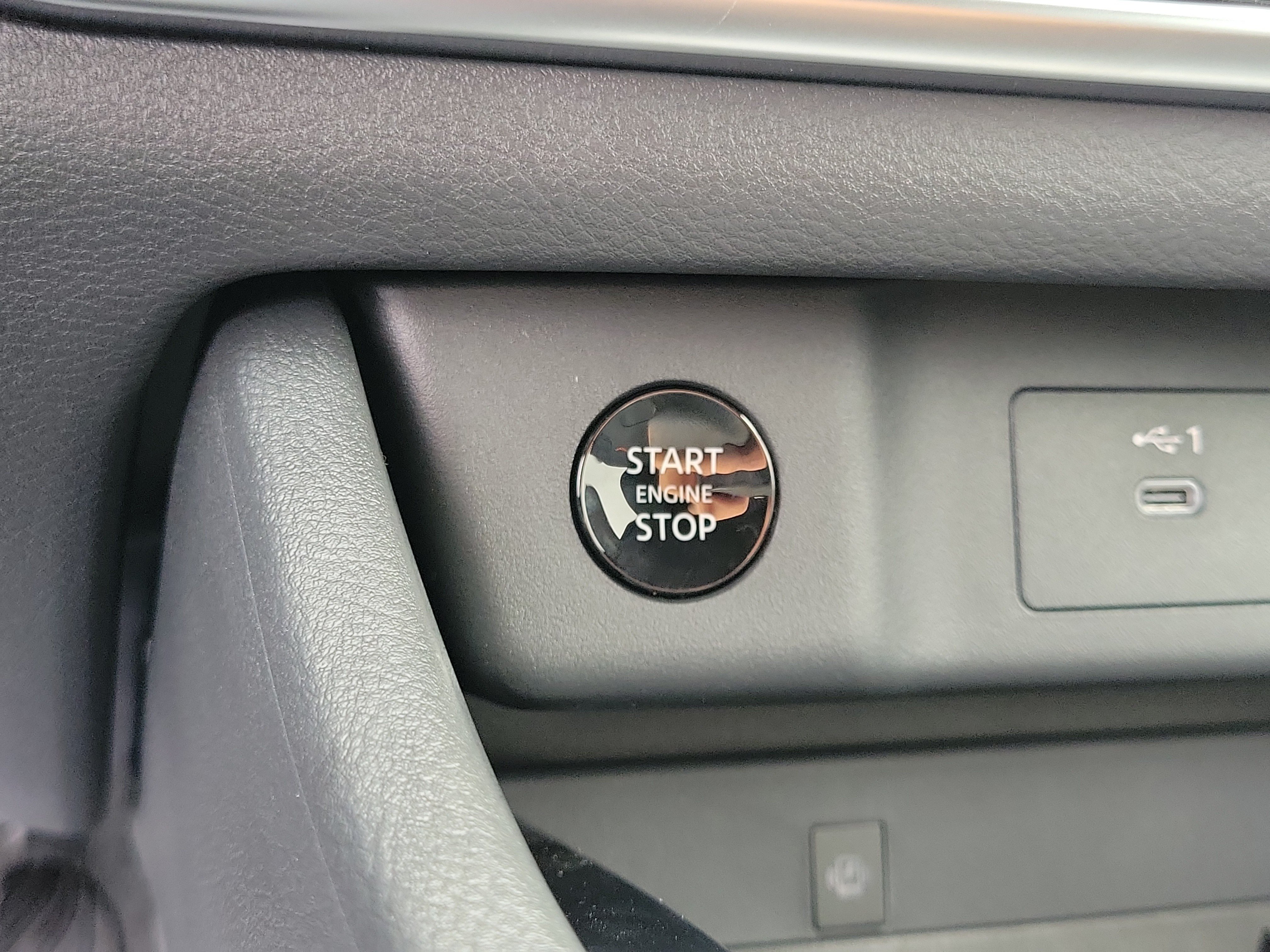 New 2026 Nissan Rogue SV w/ Rock Creek Premium Package AWD/4WD image 28