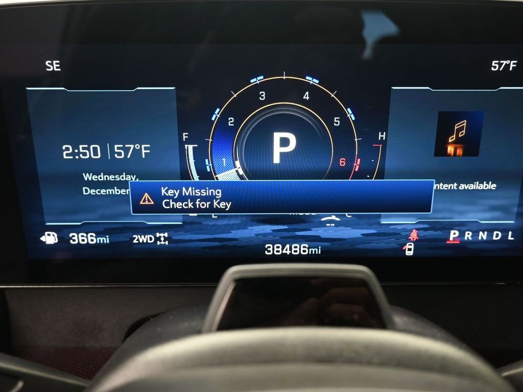 Certified 2024 Chevrolet Traverse Z71 w/ Enhanced Driving Package image 37